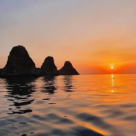 Cesare Bed & Breakfast Aci Trezza