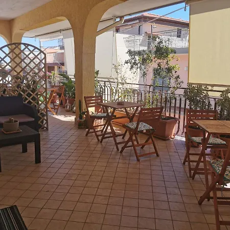 Cesare's Guests Bed & Breakfast 2*
