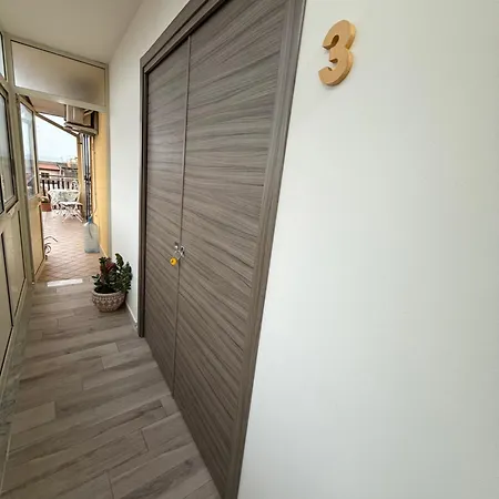 Cesare 4* Aci Trezza